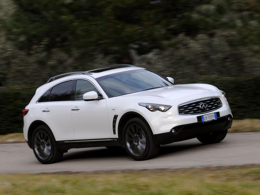  Infiniti FX50 S Limited Edition 2010 года  (EU) (фото 4 из 13)